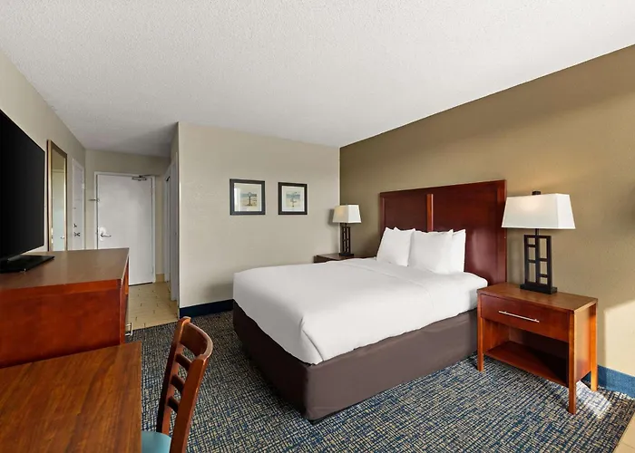 Comfort Inn On The Ocean